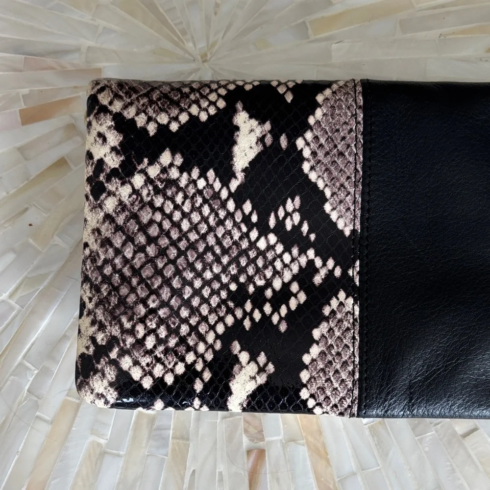 Henri Bendel Clutch/Bag